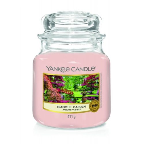 ŚWIECA ZAPACHOWA YANKEE CANDLE ŚREDNIA TRANQUIL GARDEN